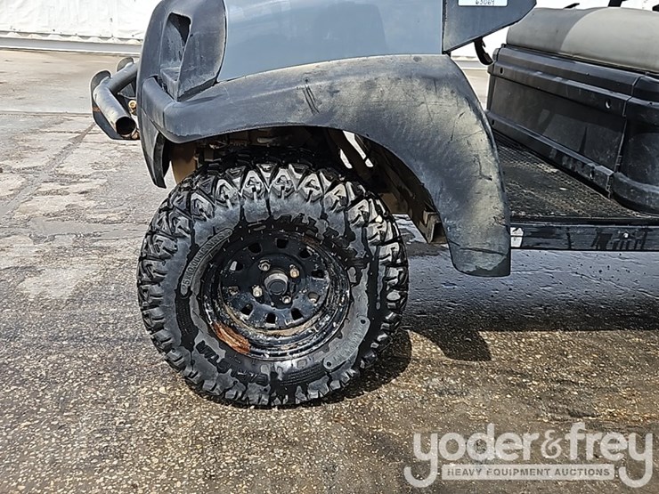 2021-club-car-carryall-1700d-image-12