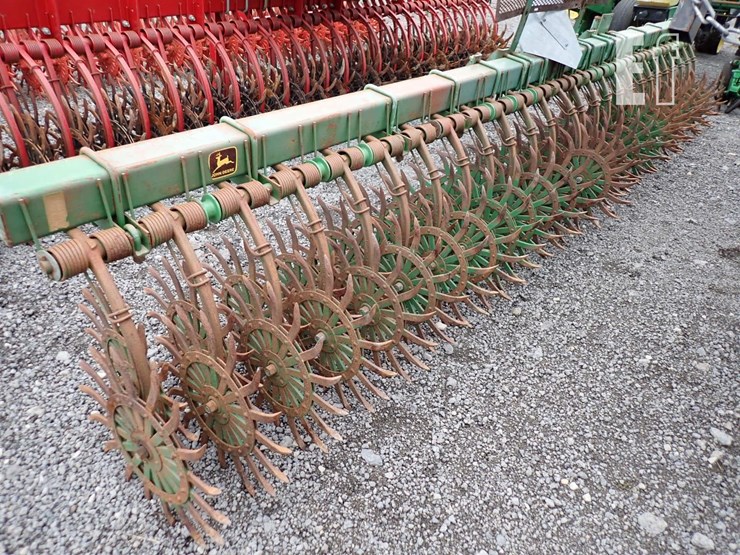 john-deere-400-image-3