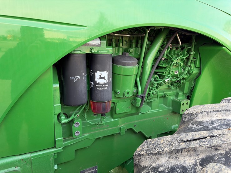 2018-john-deere-8245r-image-8