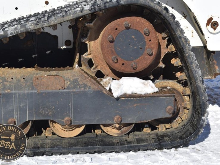 2016-bobcat-t650-image-33