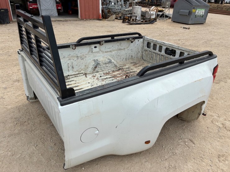 chevy-dually-truck-bed-image-1