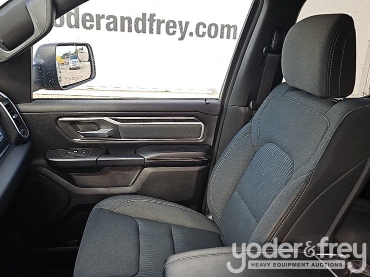 2021-dodge-ram-1500-image-23