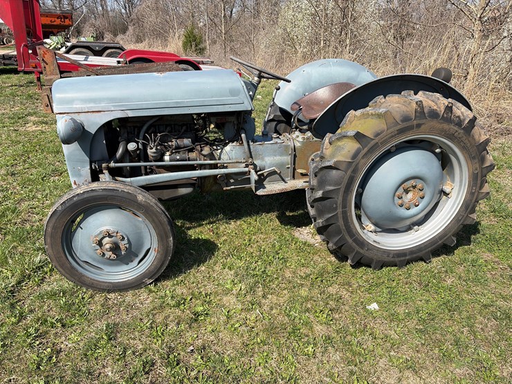 1951-ferguson-to20-image-1