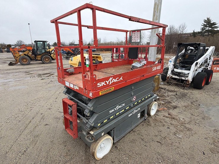 2016-skyjack-sjiii4632-image-3