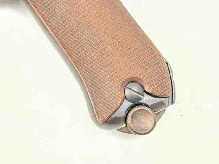 dwm-crown-luger-pistol-image-9