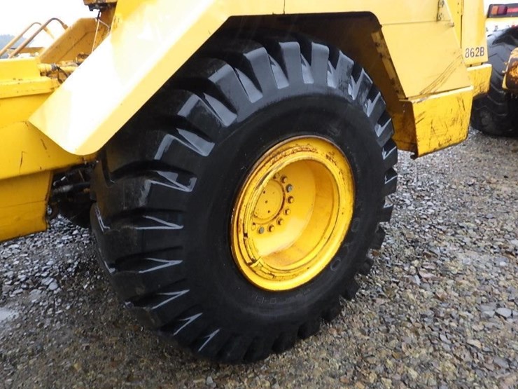 1987-deere-862b-image-36