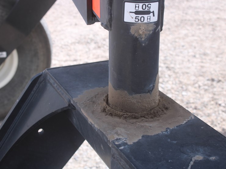 2015-mac-don-m155e4-image-43