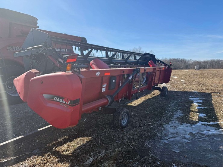 2011-case-ih-3020-image-3