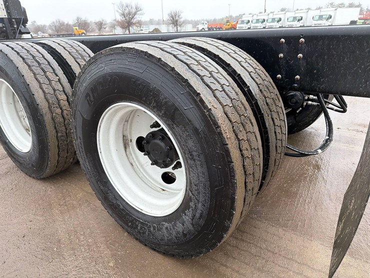 2024-dennis-eagle-proview-image-8