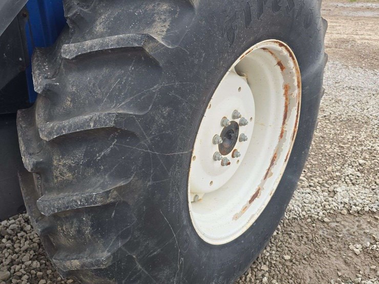 2003-ford-tractor-image-11