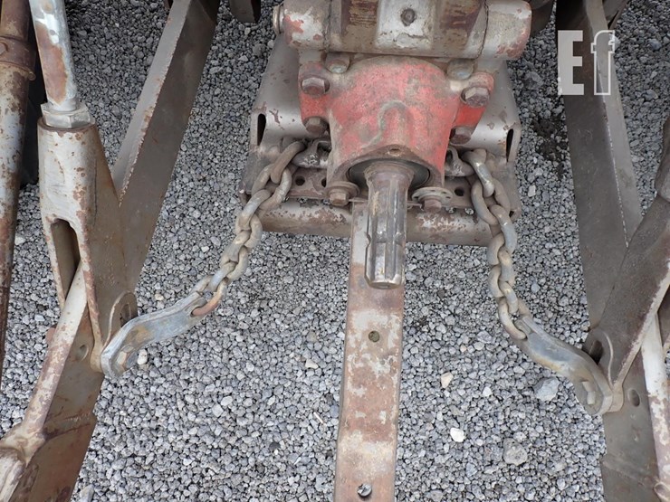 massey-ferguson-1085-image-14