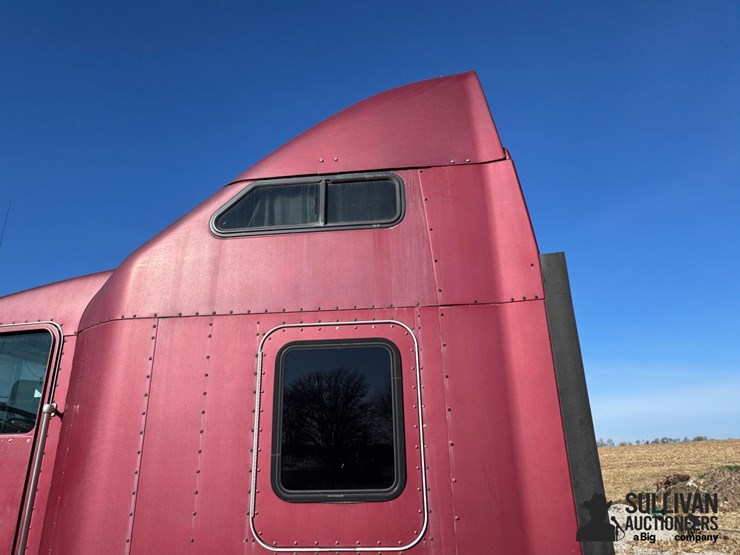 1997-kenworth-t600-image-16