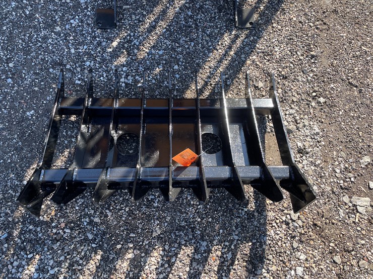 #3035-•-mini-skid-steer-root-rake-image-2