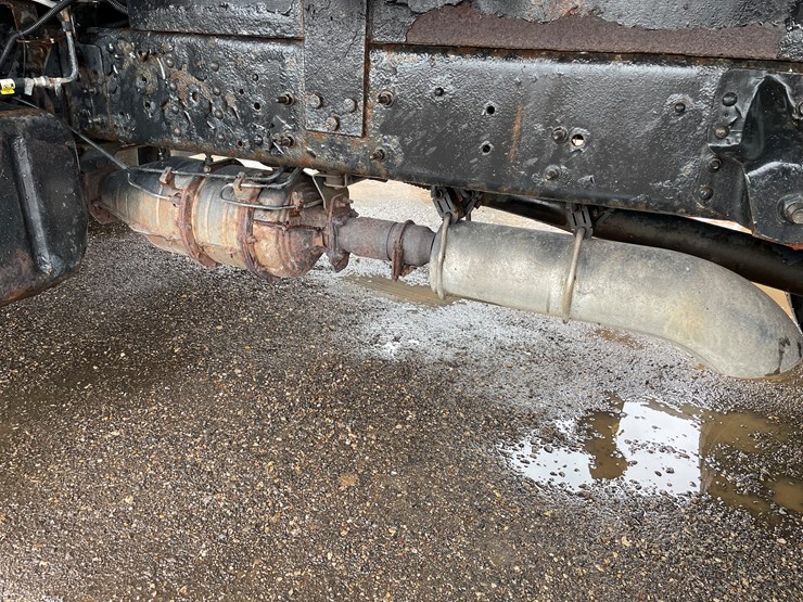 #2015-•-2009-chevy-c7500-single-axle-dump-truck-(has-wi-title)-image-31