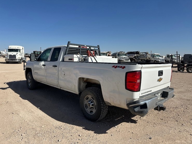 2019-chevrolet-silverado-2500hd-image-6