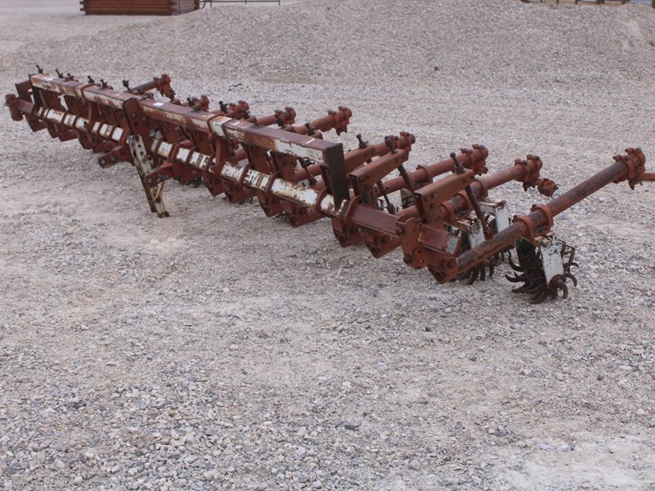 #1047-•-lilliston-8-row-field-cultivator-image-1