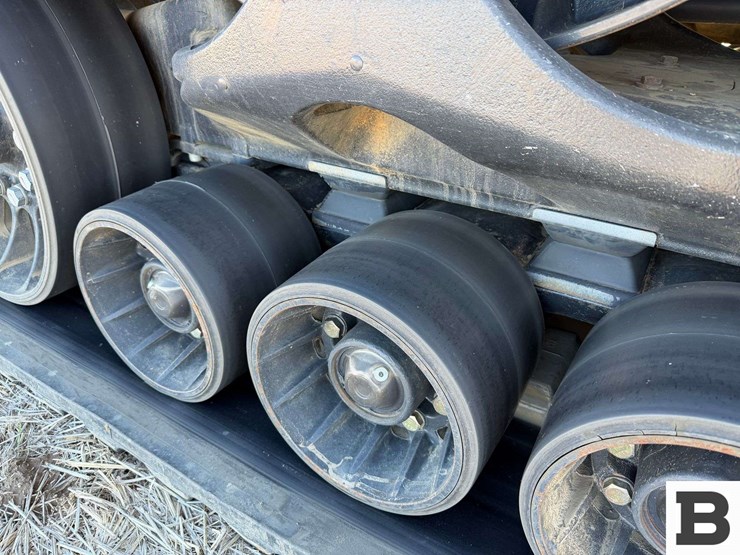 2024-case-ih-525-image-100