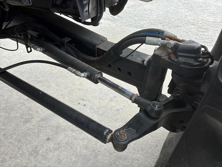 2009-new-holland-cr9060-image-44