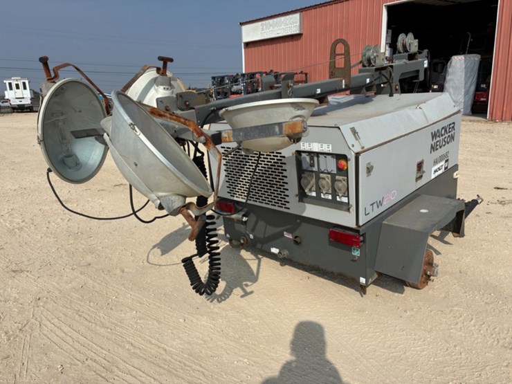 wacker-neuson-light-plant-image-3