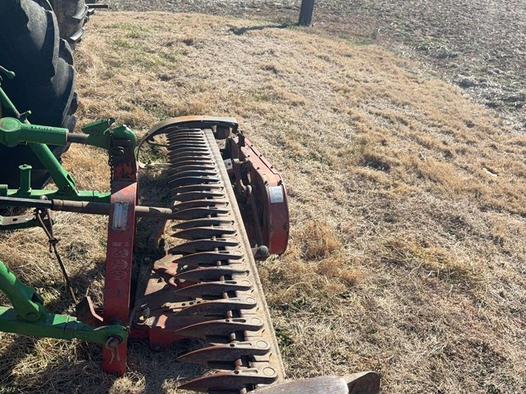 international-1300-image-6