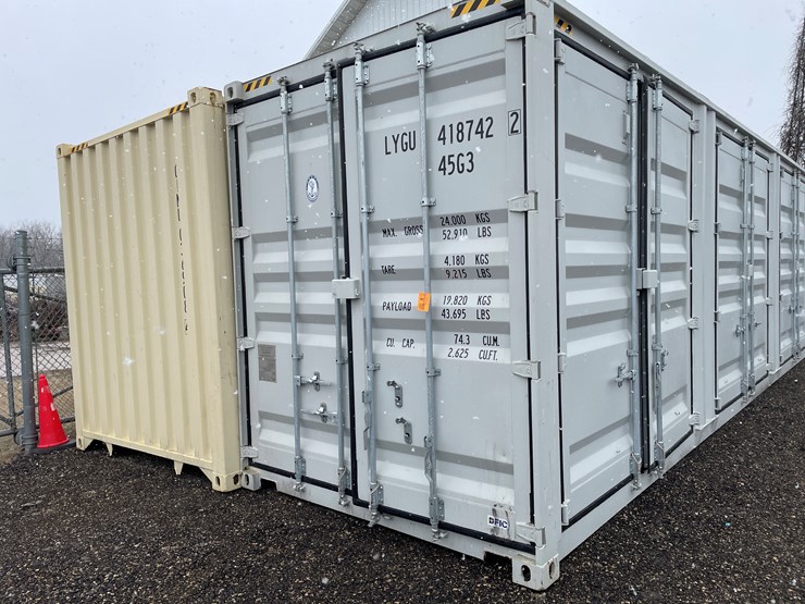 #2025-•-40'-high-cube-shipping-container-image-2
