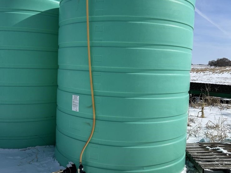 3000-gallon-water-tank-(south)-679-image-1
