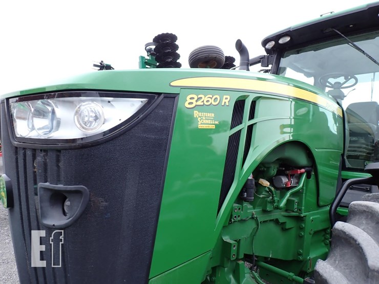 john-deere-8260r-image-15