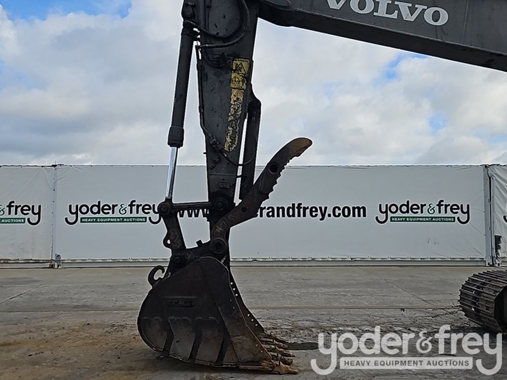 2020-volvo-ec200el-image-19