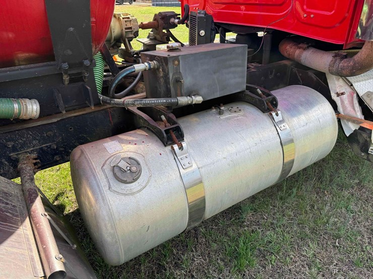 2007-western-star-4900fa-image-16