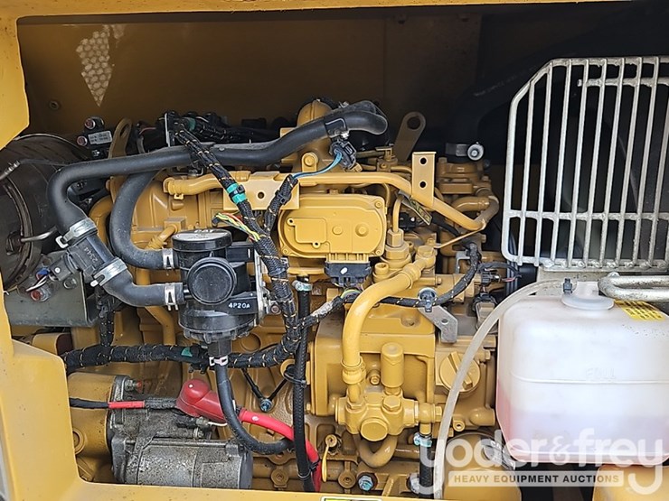 2023-caterpillar-306-image-32