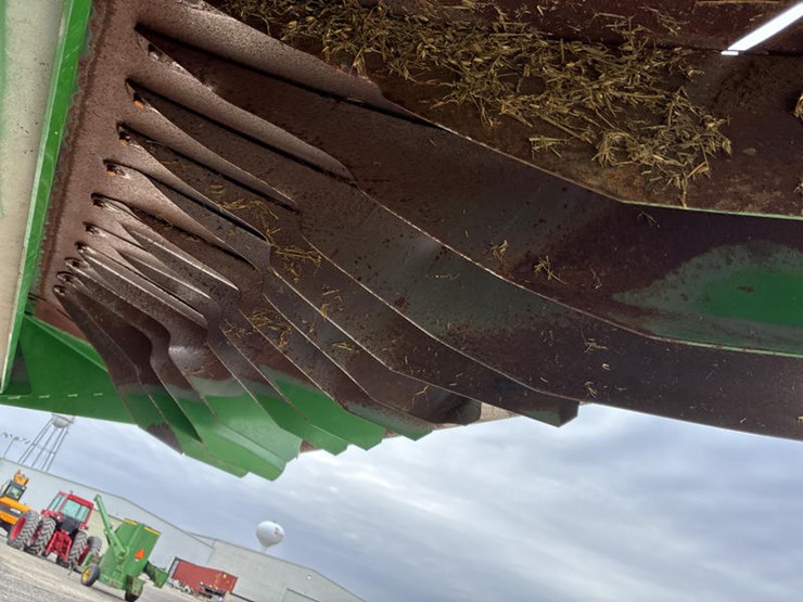 2014-john-deere-s670-image-72