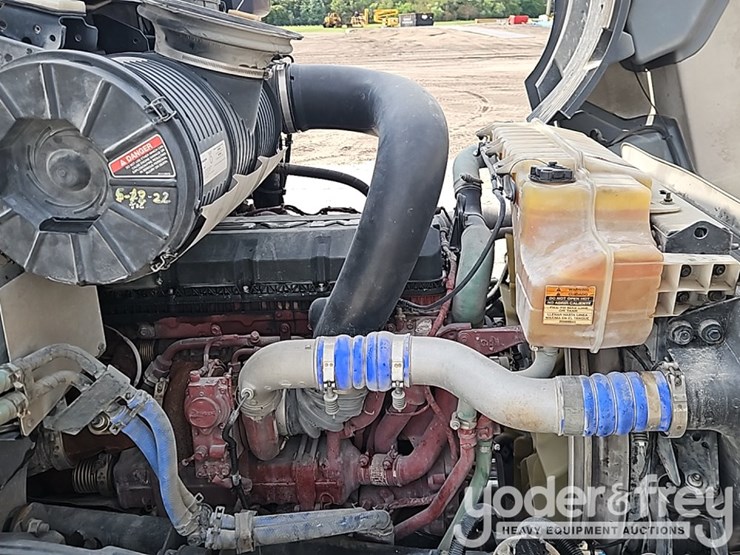 2021-mack-mack-anthem-t64-6x4-truck-tractor,-day-cab,-mp-7-425hp-diesel-engine,-automatic-m-drive-transmission-image-30