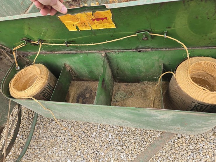 john-deere-24t-image-9