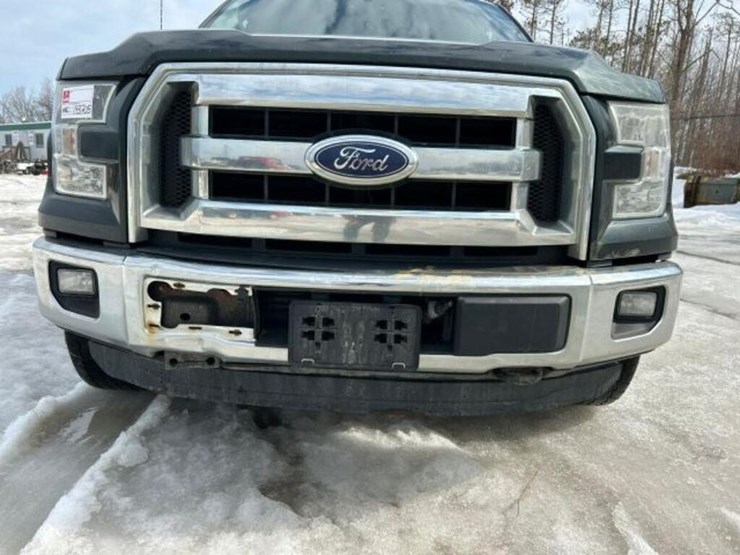 2016-ford-f150-xlt-image-30