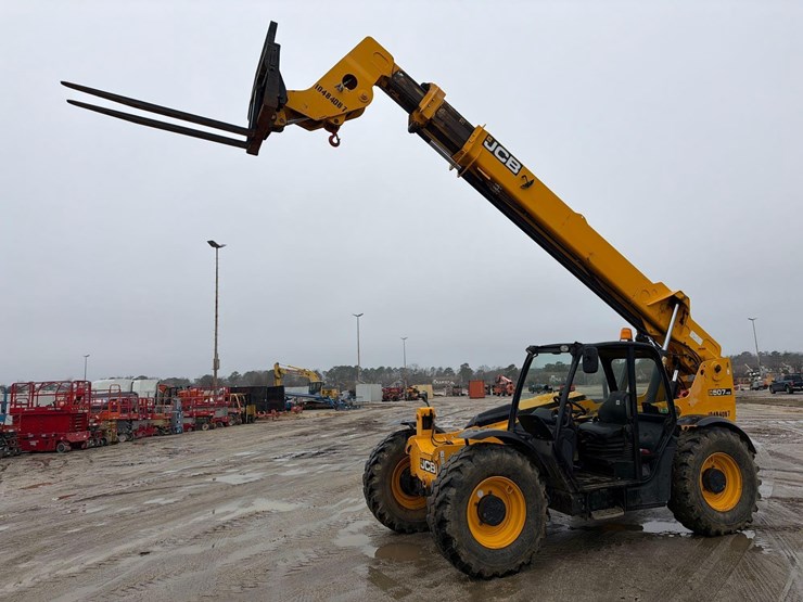 2016-jcb-507-42-image-3