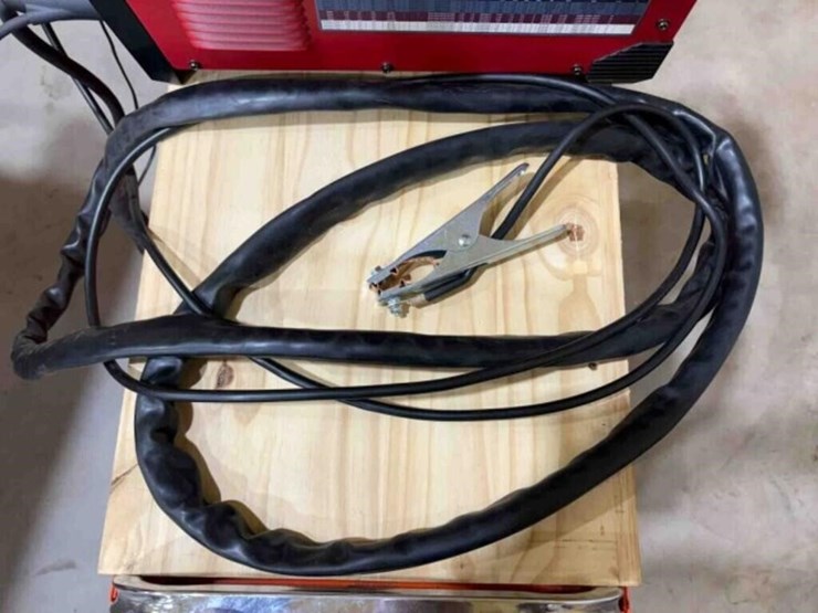 arccaptain-tig-200p-acdc-welder-image-8