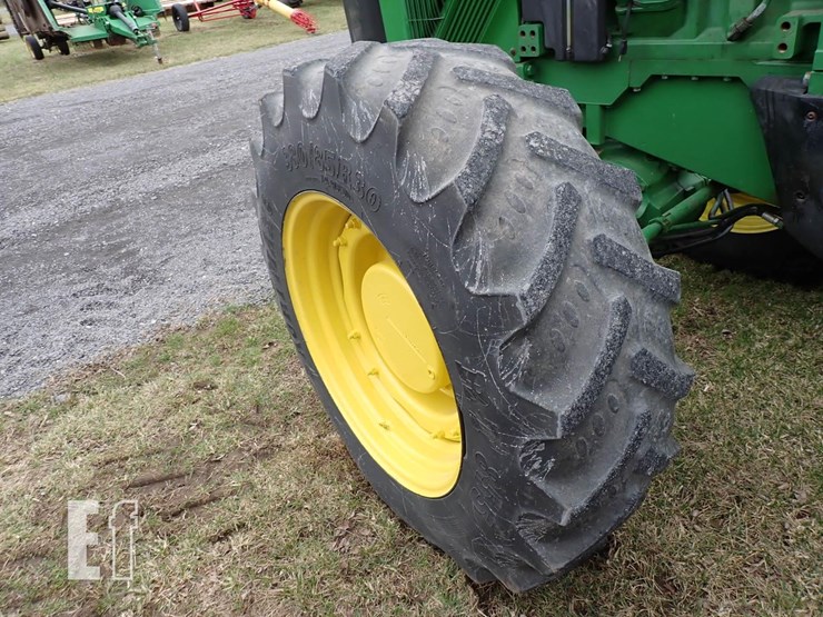 john-deere-8100-image-17