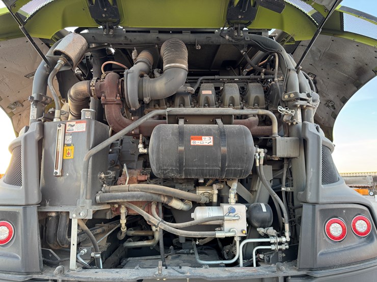 claas-jaguar-970-image-75