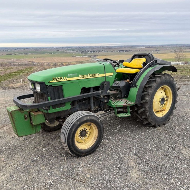 2003 JOHN DEERE 5320N