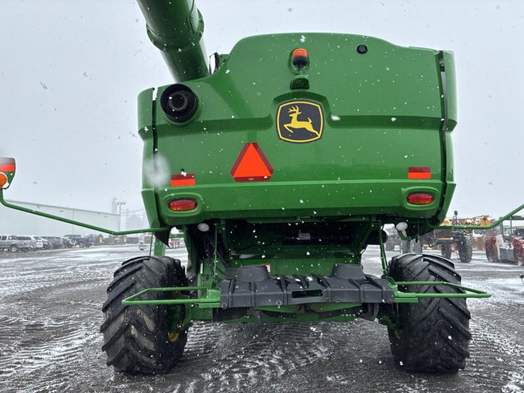 2018-john-deere-s790-image-7