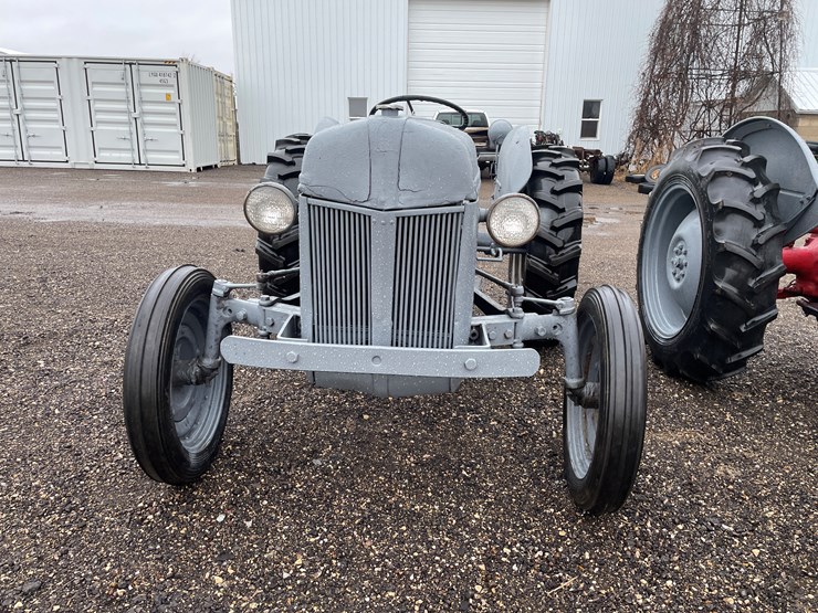 2019-ford-9n-image-2