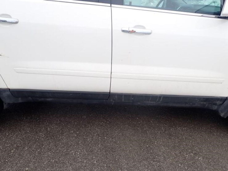 2015-chevrolet-traverse-image-75