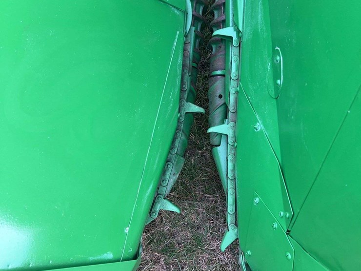 john-deere-227-image-12