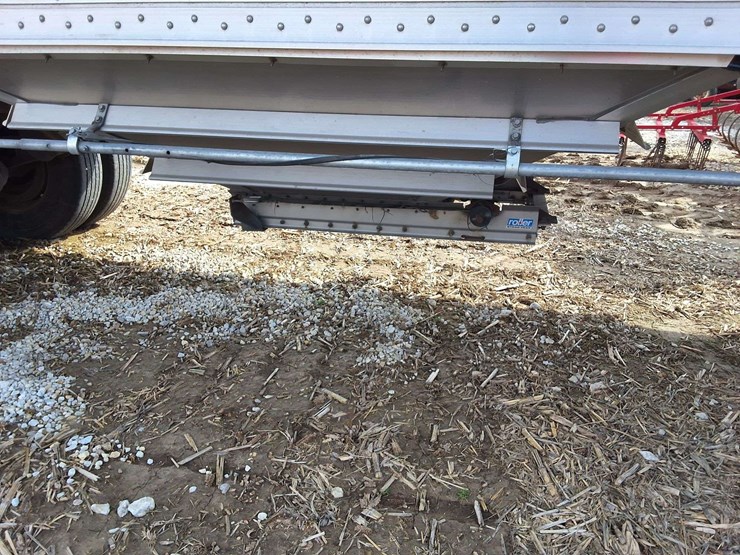 2017-wilson-hopper-bottom-image-20