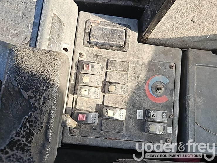 2008-caterpillar-928h-image-29