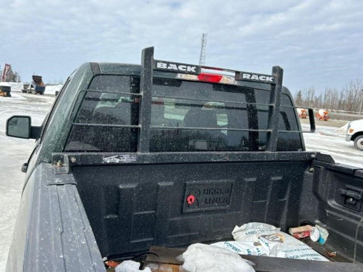 2016-ford-f150-xlt-image-35