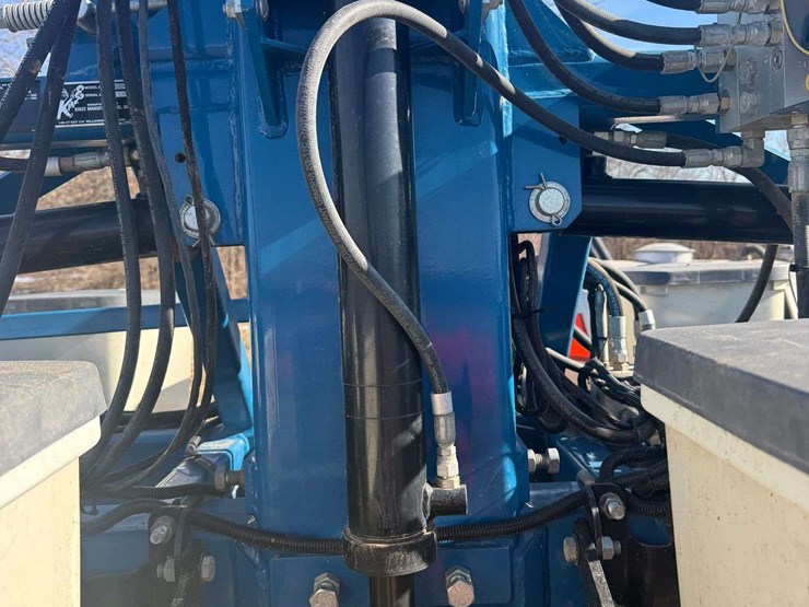 2009-kinze-3600-image-16