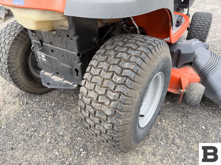 husqvarna-yta24v48-lawn-mower-image-16