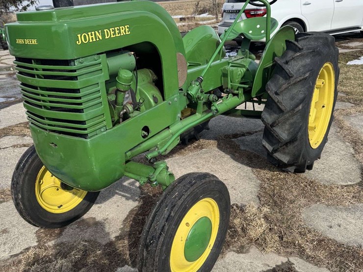 john-deere-la-image-1
