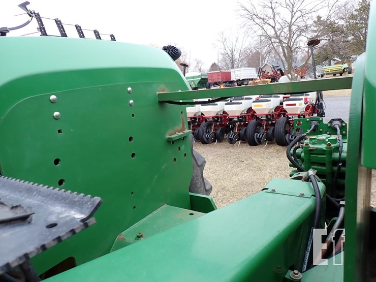 2004-john-deere-9120-image-9